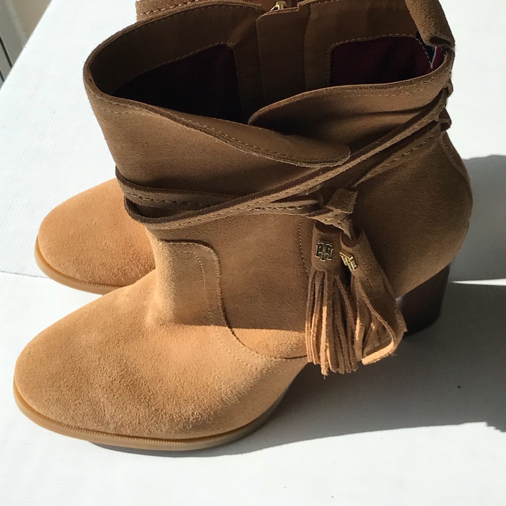 New without Tag Tommy Hilfiger Boots